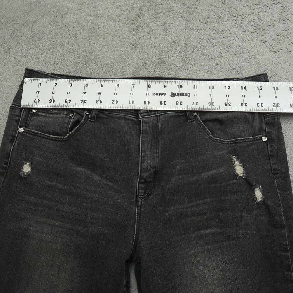 Tractr Jeans Women's Size 31 Gray Mid-Rise Flare Denim 34" Inseam Distressed - Picture 16 of 16